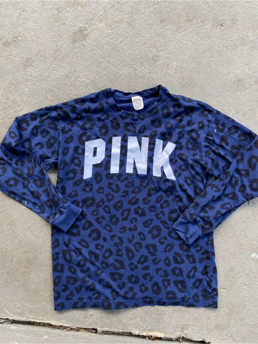 PINK Victoria's Secret ' Navy Leopard Print Long Sleeve Top